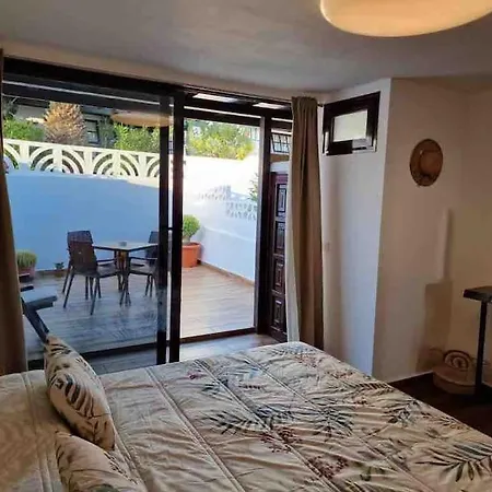 Apartment Marinos *
