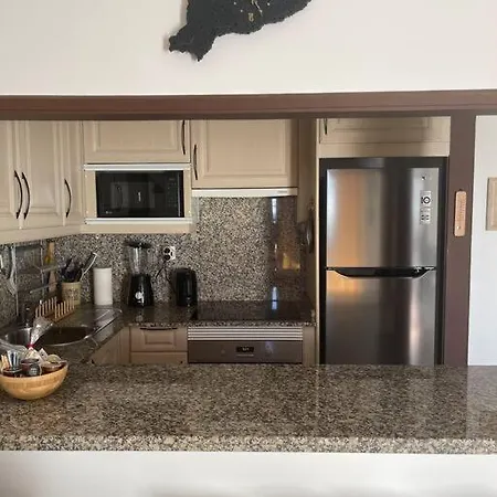Apartment Marinos Tias